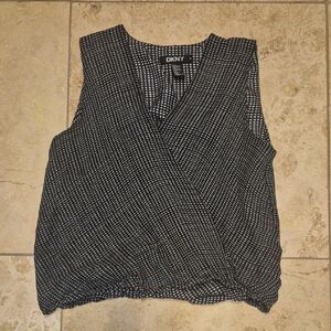 DKNY bubble Wrap Sleeveless Blouse 6 Black+white Checkered V-neck Tank Top Small